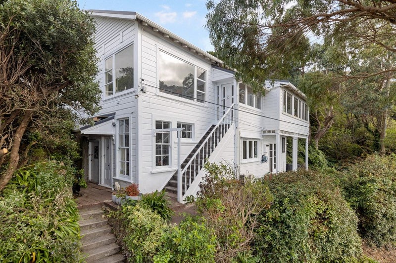 63 Sar Street, Wadestown, Wellington - Carousel 1