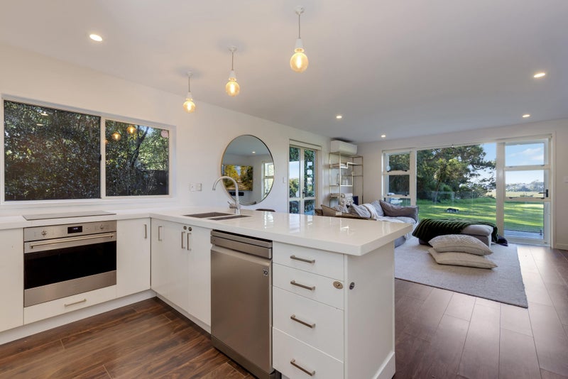 79D Holly Street, Avondale, Auckland - Carousel 2