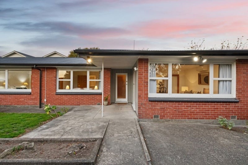 2/6 Brougham Street, Addington, Christchurch - Carousel 1