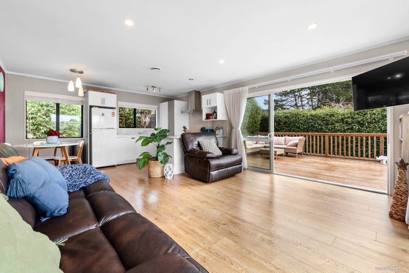 66 Gallony Avenue, Massey, Auckland - Carousel 2