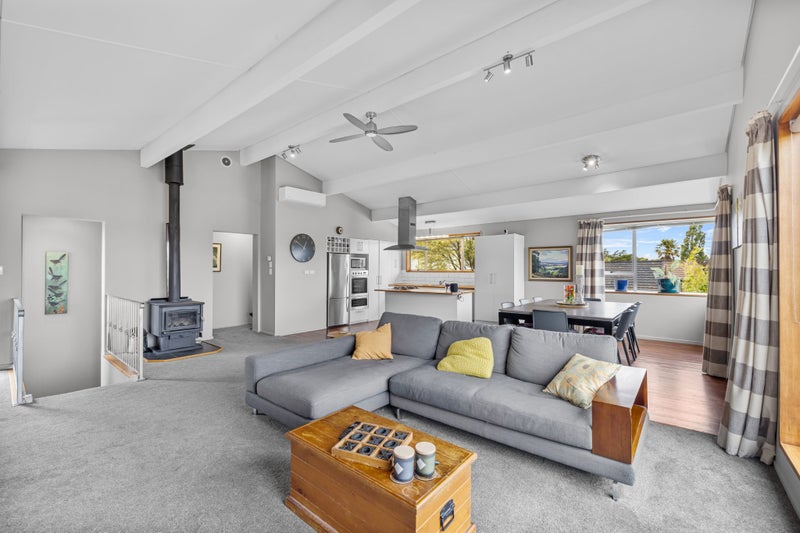 28 Yellowstone Crescent, Burwood, Christchurch - Carousel 2