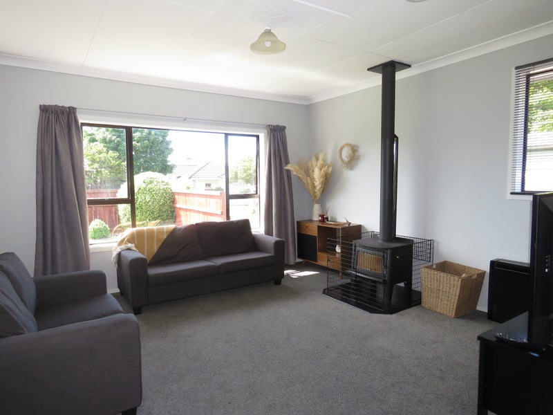 92 Harvey Street, Grasmere, Invercargill - Carousel 2