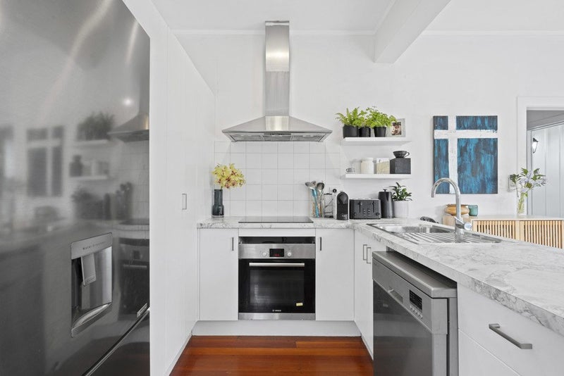 1B Miller Road, Mangere Bridge, Auckland - Carousel 2