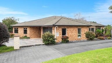 5 Sequoia Place, Kamo, Whangarei - Carousel 1