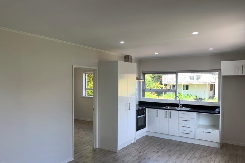 3/44 Sunnyside Road, Sunnyvale, Auckland - Carousel 2