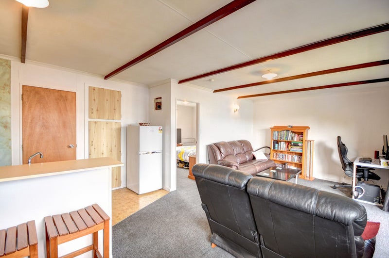 81E Prince Albert Road, Saint Kilda, Dunedin - Carousel 2