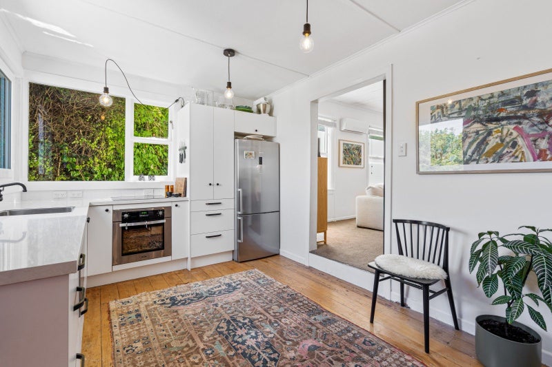 14 Patrick Street, The Glen, Dunedin - Carousel 1