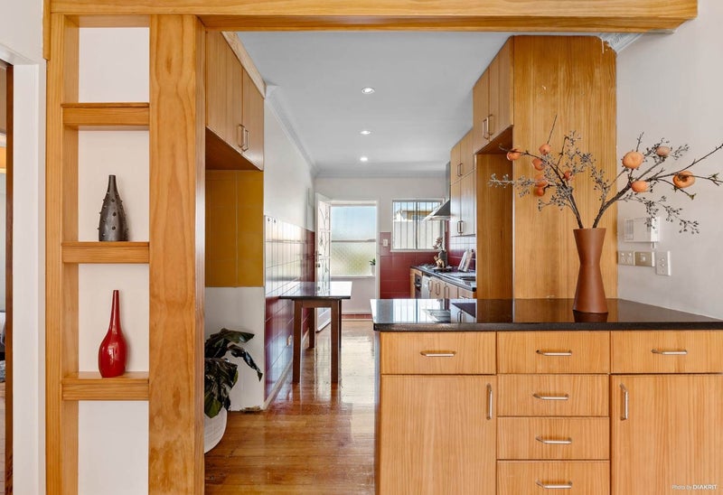 1/3 Kingsway Avenue, Sandringham, Auckland - Carousel 2