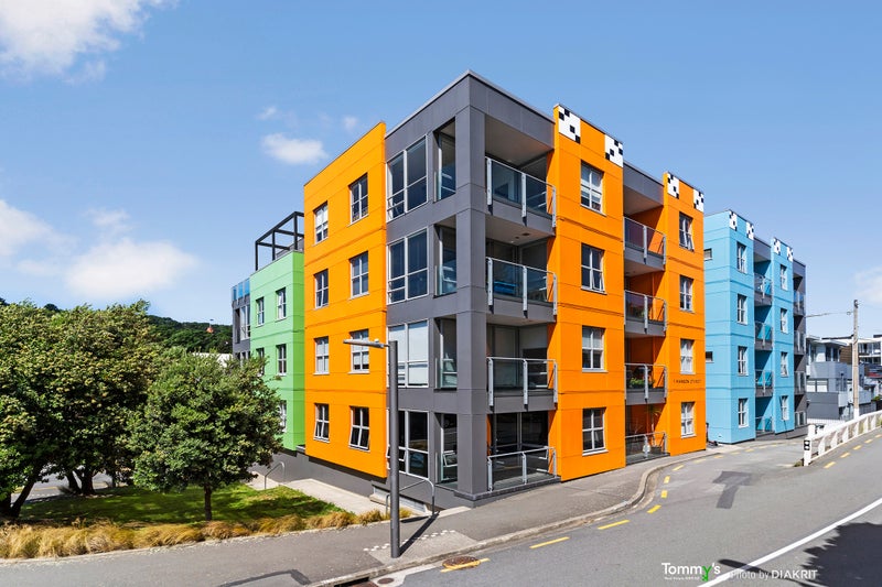 4B/1 Hanson Street, Mount Cook, Wellington - Carousel 1