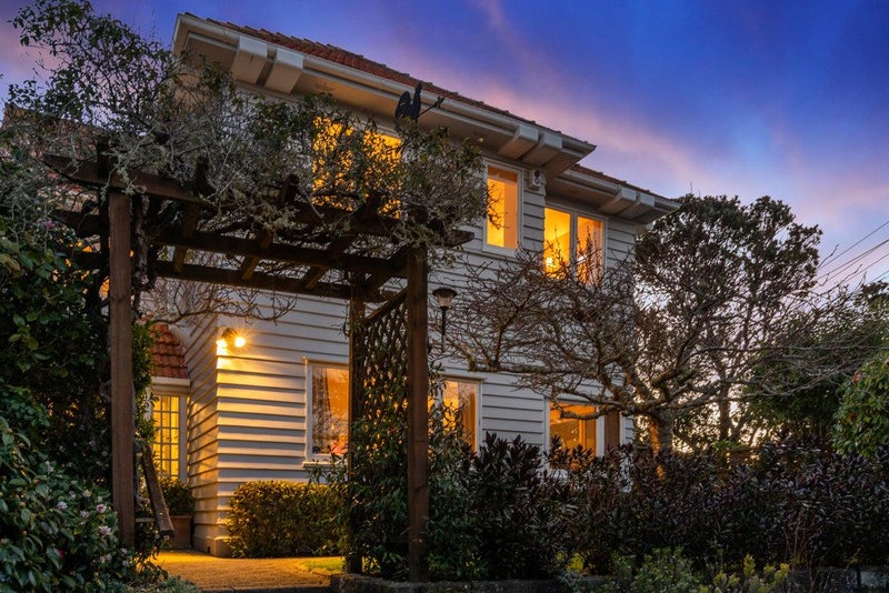 66 Messines Road, Karori, Wellington - Carousel 1