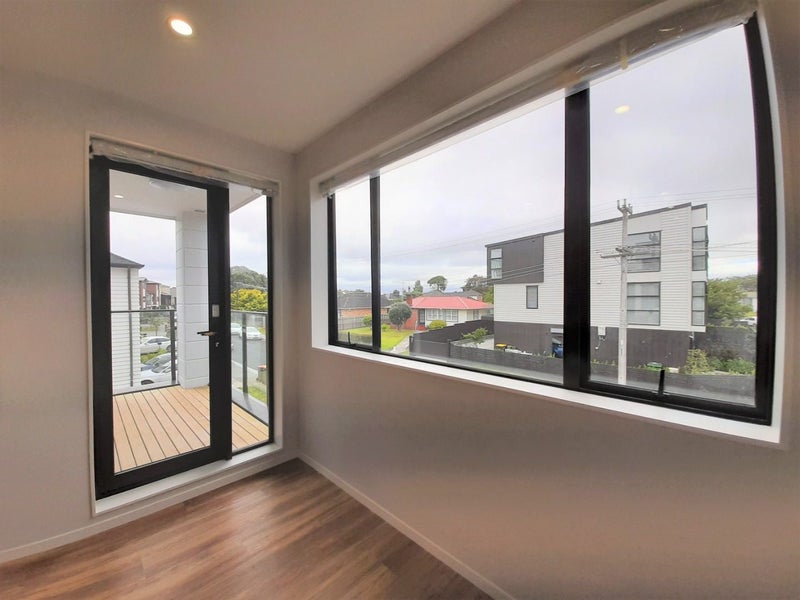 201/98 Haverstock Road, Sandringham, Auckland - Carousel 11