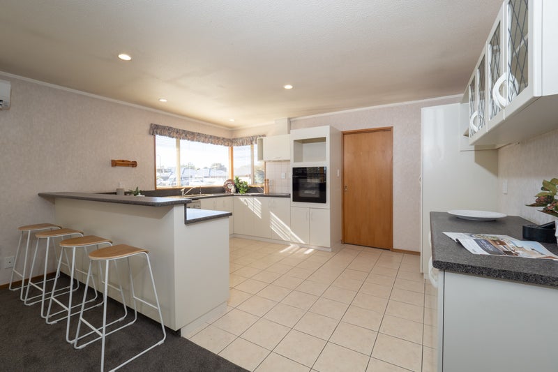 24 Trellech Place, Allenton, Ashburton - Carousel 2