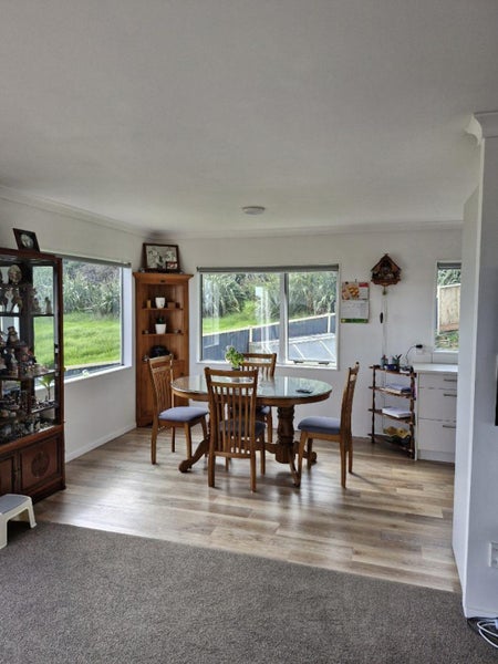 17 Maui Place, Spotswood, New Plymouth - Carousel 2