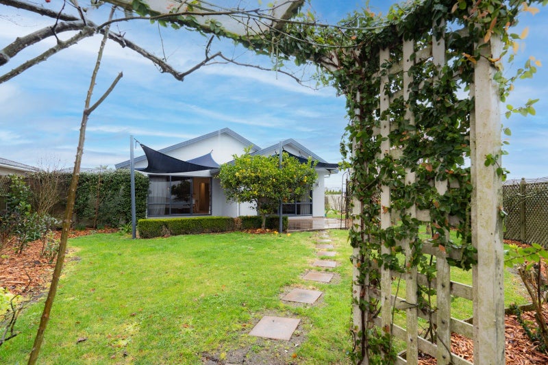 1 Russell Robertson Drive, Havelock North, Havelock North - Carousel 19