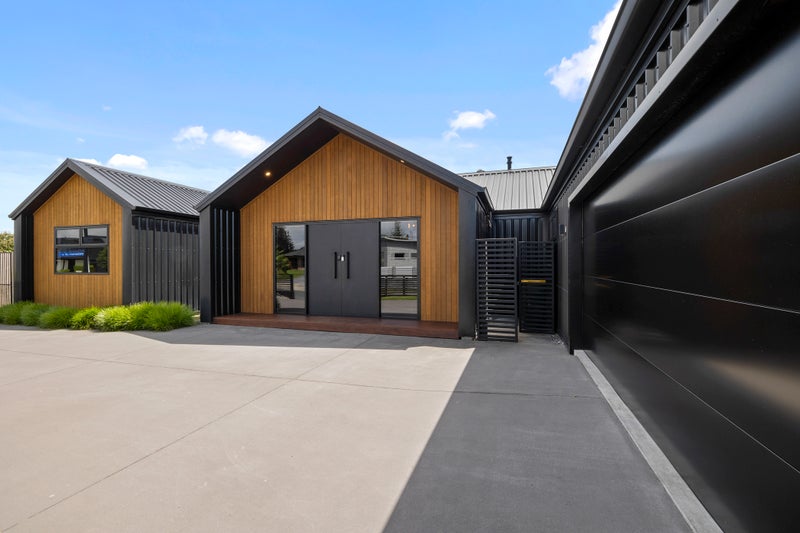 8A Aderman Place, Hurworth - Carousel 2