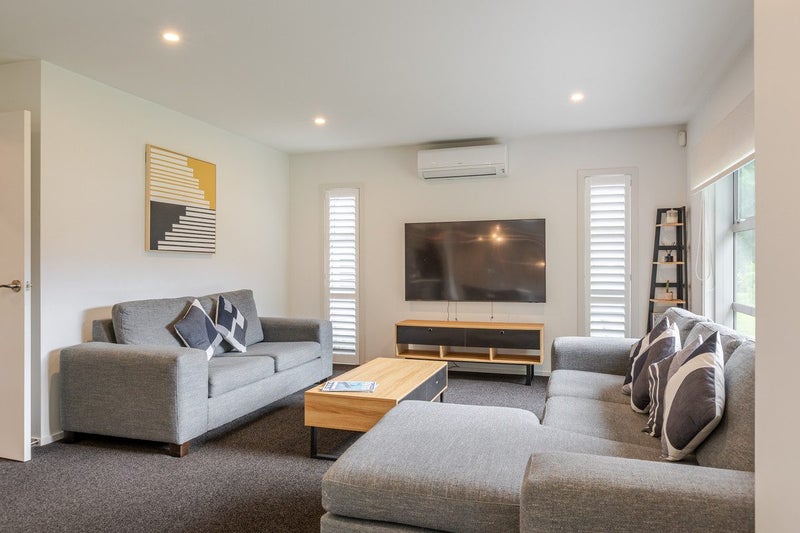 2 Opaki Meadows Lane, Lansdowne, Masterton - Carousel 2