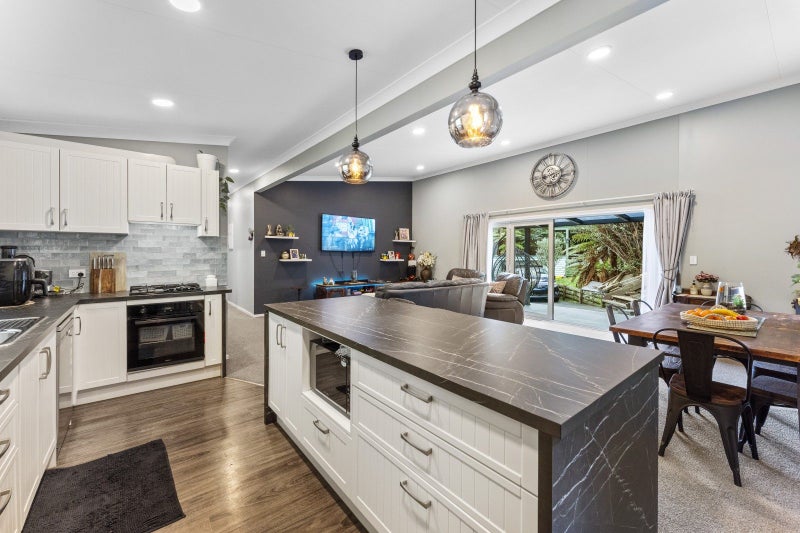 17 John Street, Stokes Valley, Lower Hutt - Carousel 1