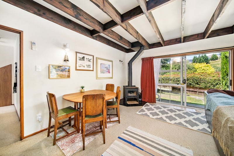 16B Greenstone Place, Fernhill, Queenstown - Carousel 2