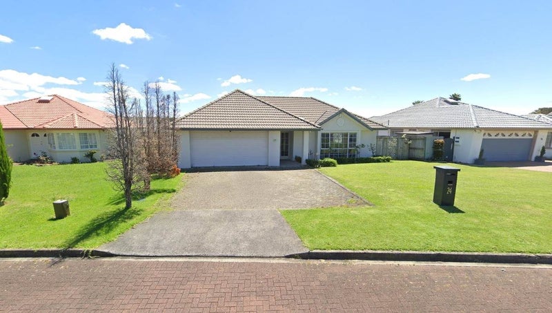 24 Palmcrest Grove, Highland Park, Auckland - Carousel 1