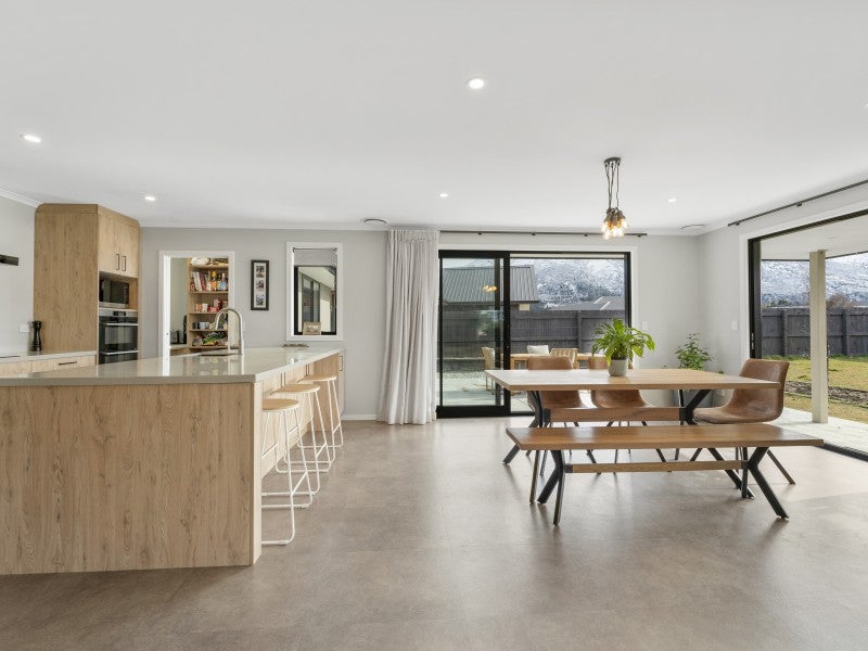 14 Dingle ST, Hawea, Lake Hawea - Carousel 1