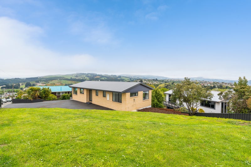 1 Davies Street, Concord, Dunedin - Carousel 2