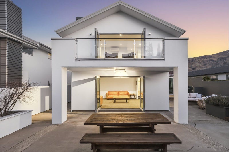15 Jessies Crescent, Wanaka - Carousel 2