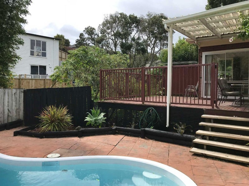 2/39 Eaton Road, Hillsborough, Auckland - Carousel 1