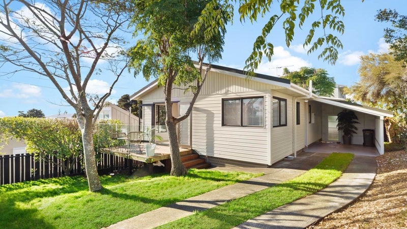 26A Alexander Road, Algies Bay, Warkworth - Carousel 1