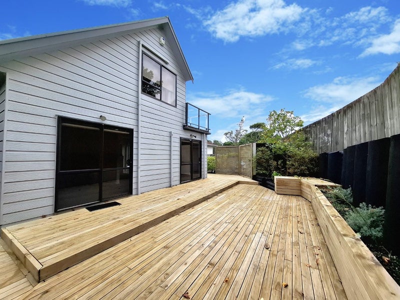 22B Halsey Drive, Lynfield, Auckland - Carousel 11