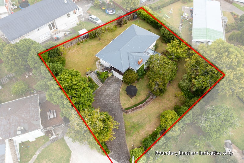 21 Peter Buck Road, New Windsor, Auckland - Carousel 1