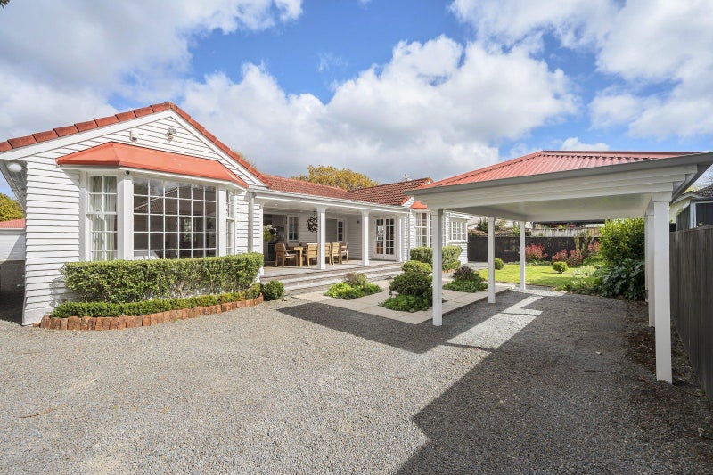 340 Fergusson Drive, Heretaunga, Upper Hutt - Carousel 1