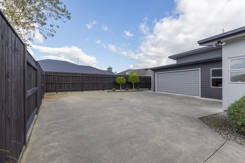 62 Rosalie Terrace, Kelvin Grove, Palmerston North - Carousel 34