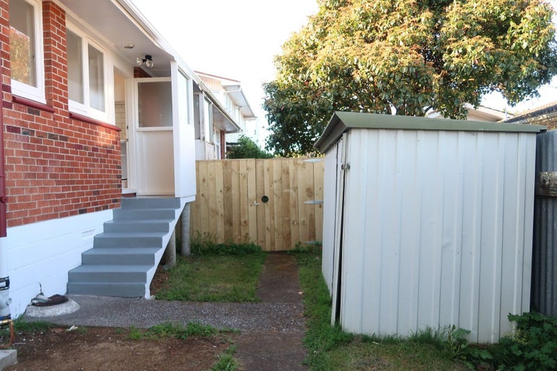 1/134 Trafalgar Street, Onehunga, Auckland - Carousel 2