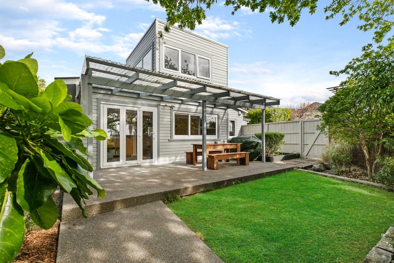 1/5 View Road, Shelly Park, Auckland - Carousel 1