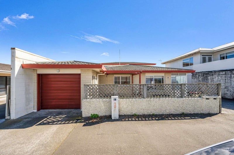 477 Marine Parade, Napier South, Napier - Carousel 1