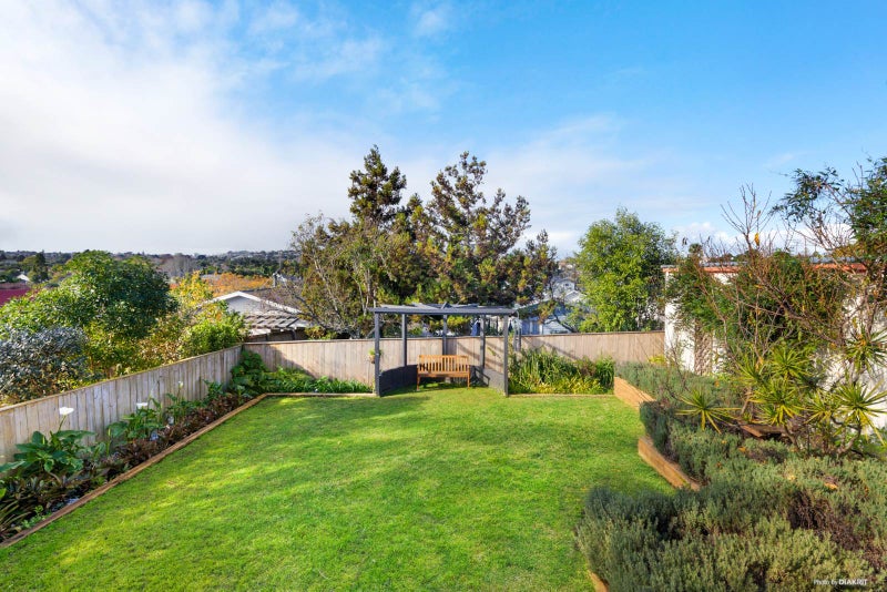 676 Sandringham Road, Sandringham, Auckland - Carousel 2