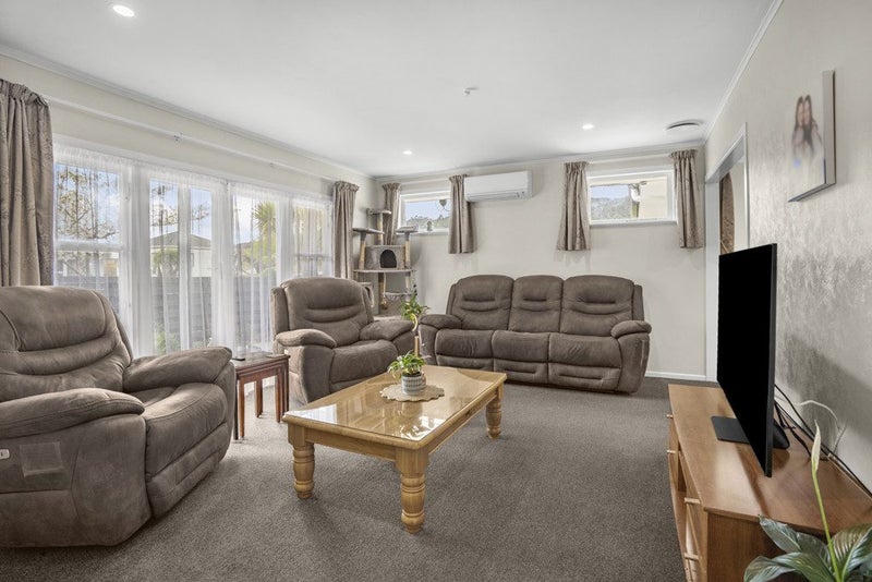 29 Korau Grove, Stokes Valley, Lower Hutt - Carousel 2