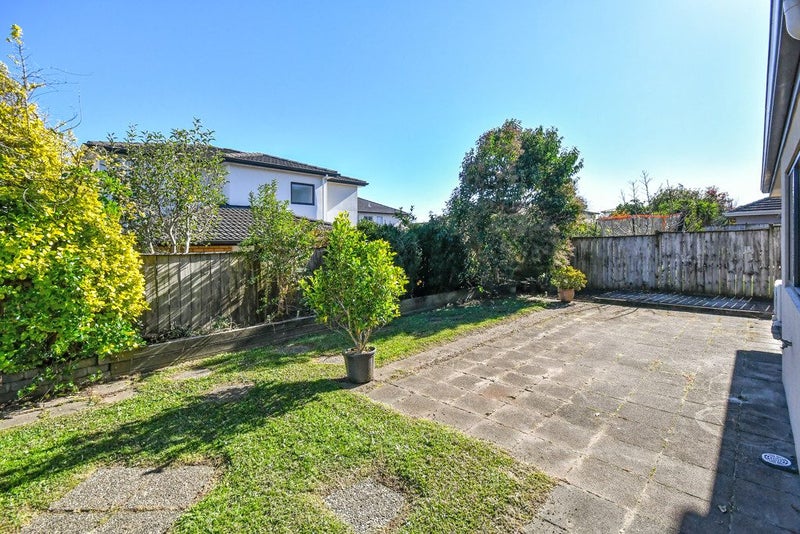 11 Woodberry Drive, Flat Bush, Auckland - Carousel 23