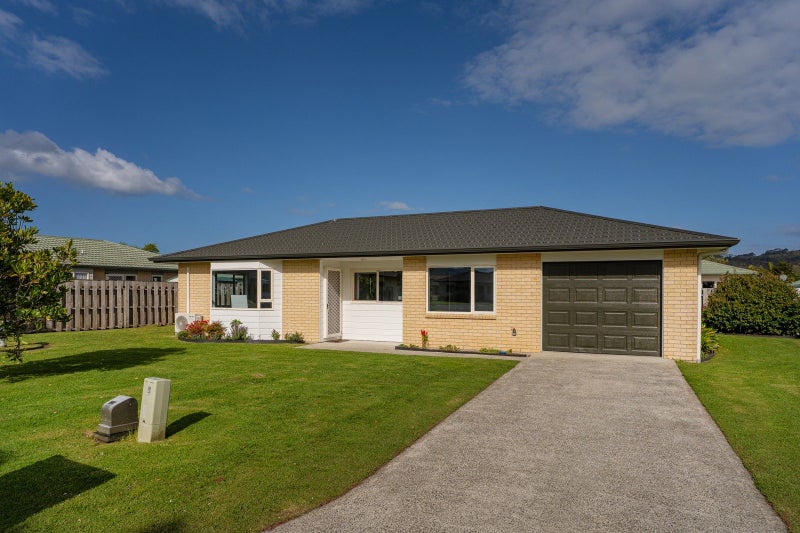 24 Seascape Road, Remuera, Auckland - Carousel 1