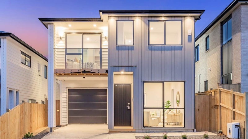 38 Adamson Road, Flat Bush, Auckland - Carousel 1