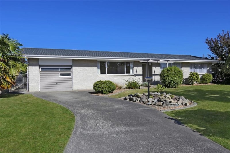 11 Crichton Place, Taradale, Napier - Carousel 1