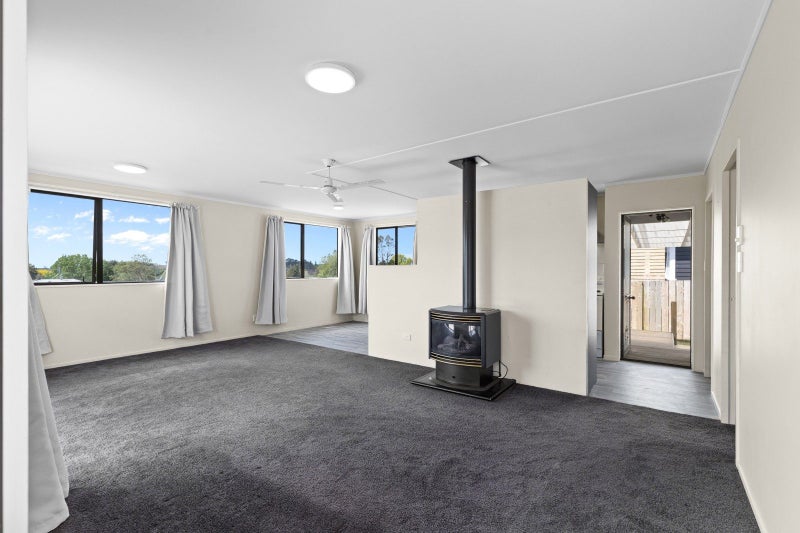 1 Rolleston Street, Kihikihi, Te Awamutu - Carousel 2