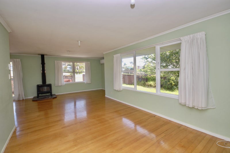 2 Linwood Avenue, Forrest Hill, Auckland - Carousel 2