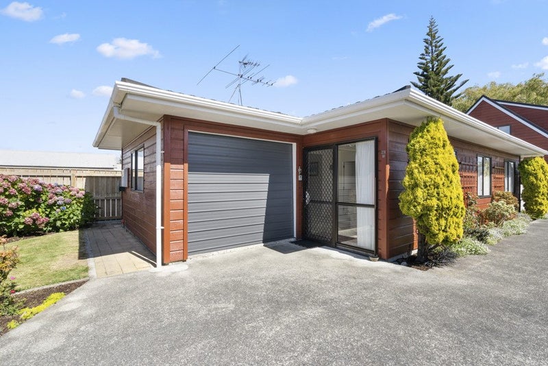 2/23 Tama Street, Alicetown, Lower Hutt - Carousel 17
