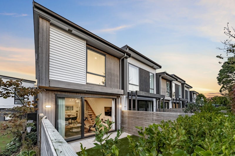 16/37 Saint Vincent Avenue, Remuera, Auckland - Carousel 1