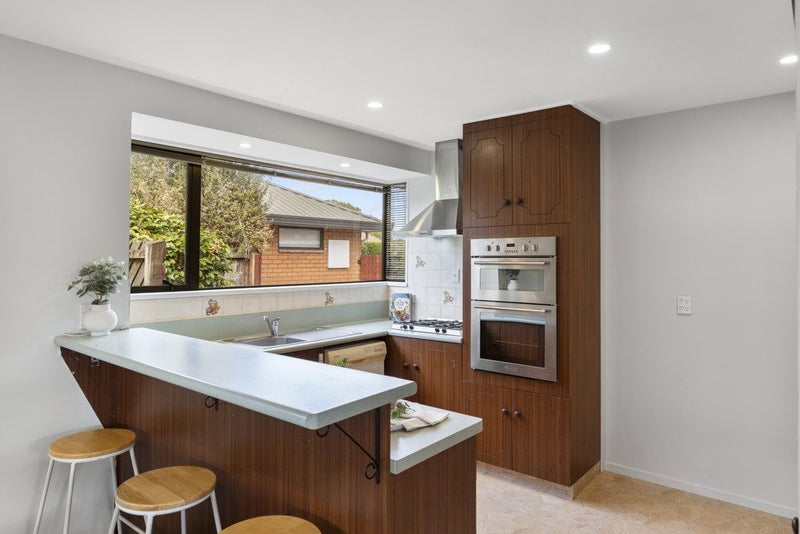 2/6 Topaz Place, Bishopdale, Christchurch - Carousel 2