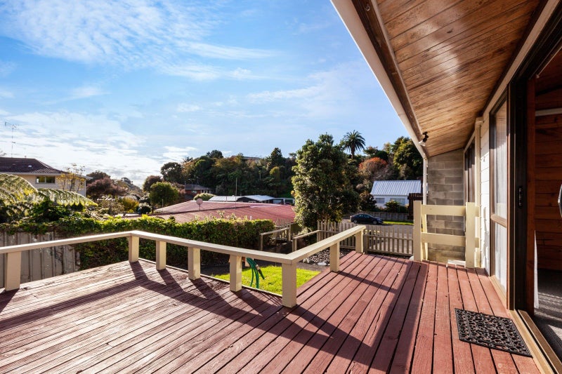 2/14 Ambury Place, Merrilands, New Plymouth - Carousel 2