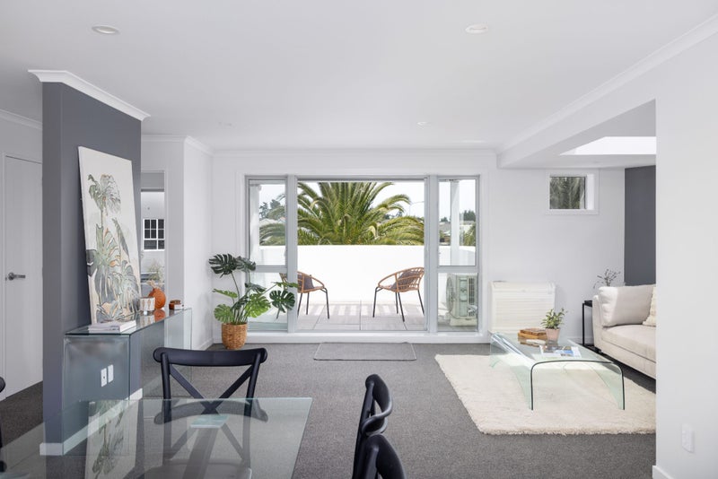 6/8 Ballance Street, Waimairi Beach, Christchurch - Carousel 2