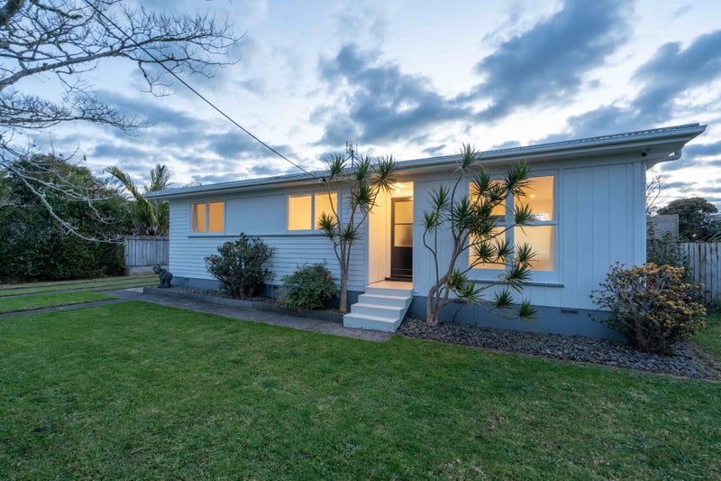 24 Tramway Road, Beach Haven, Auckland - Carousel 2