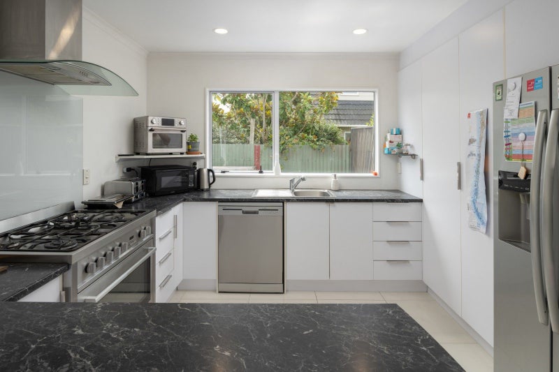 1/22 Lakings Road, Springlands, Blenheim - Carousel 2